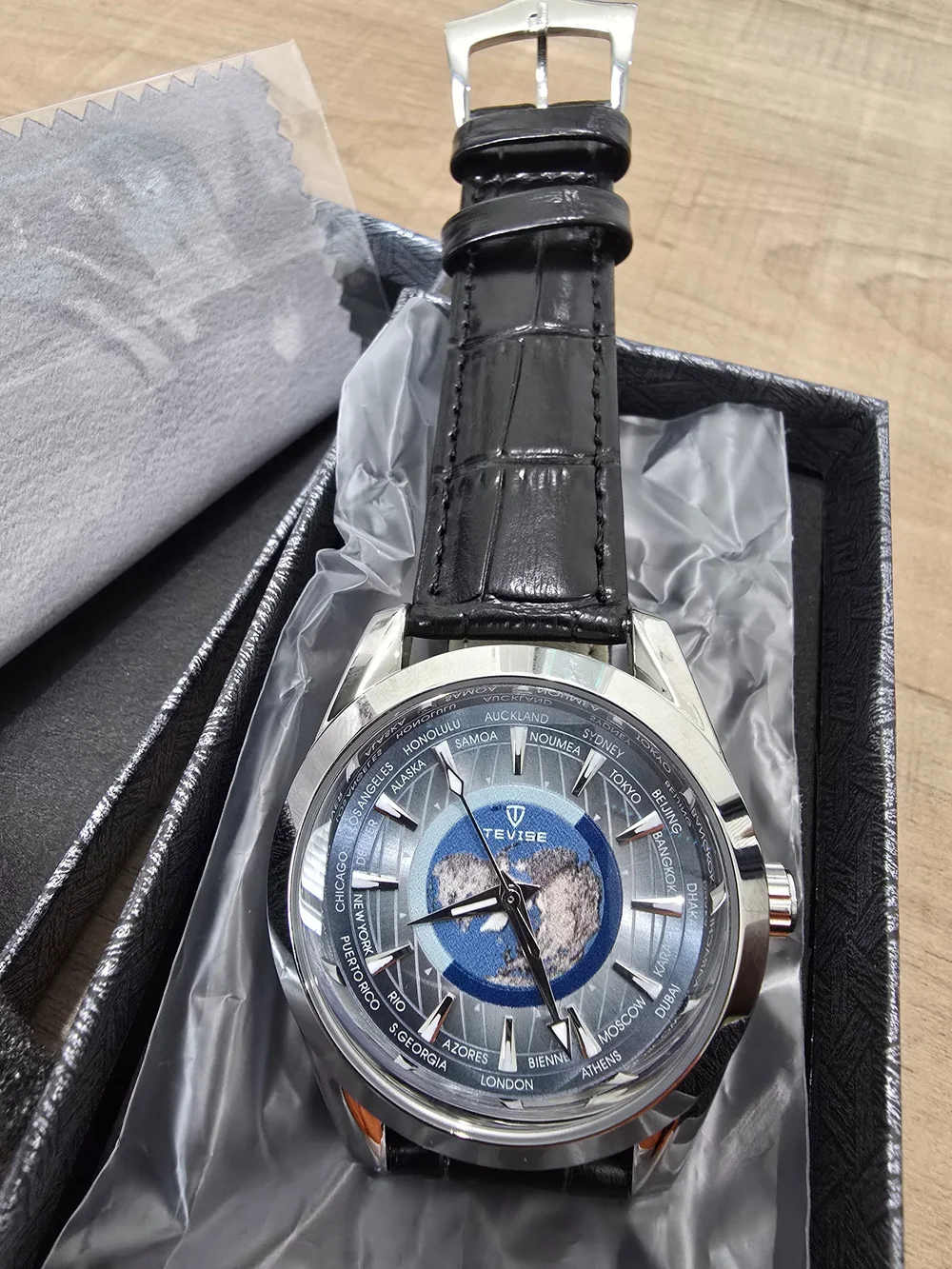 Men's World Time Leather Strap Authomatic Watch - Black/Blue